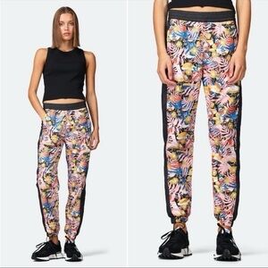 The North Face Printed Hydrenaline ™ 2000 Pants
Size Large